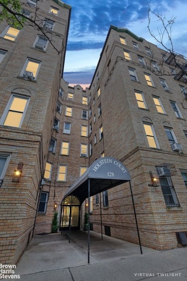 128 W 138th St Unit 3H, New York City, NY 10030 - view of property at dusk