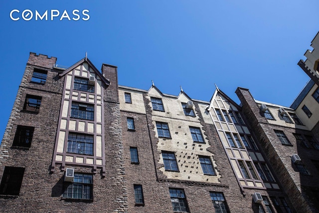 116 Pinehurst Ave Unit H32, New York City, NY 10033 - view of apartment building / complex