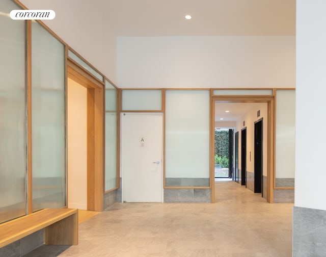 234 E 46th St Unit 701, New York City, NY 10017 - corridor with recessed lighting