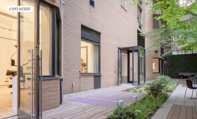 234 E 46th St Unit 1505, New York City, NY 10017 - view of wooden terrace