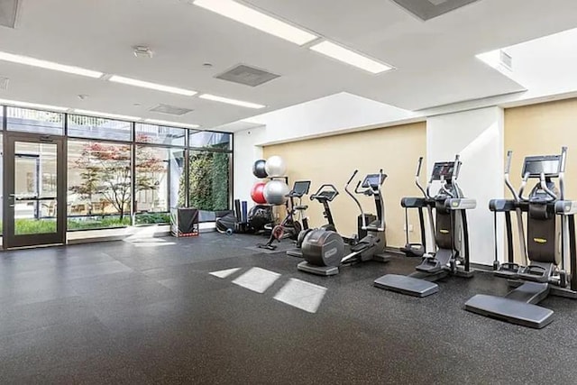 21-30 44th Dr Unit 7C, New York City, NY 11101 - gym featuring expansive windows