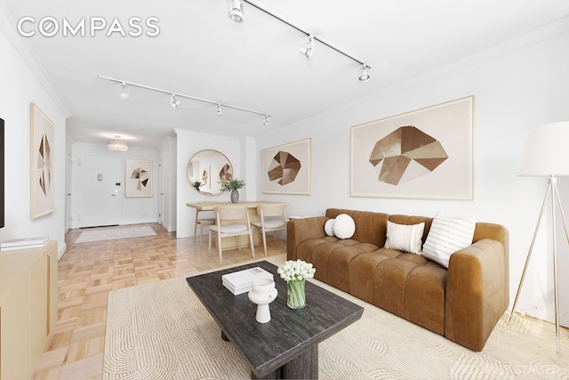 200 E 27th St Unit 2V, New York City, NY 10016 - living area featuring track lighting and ornamental molding