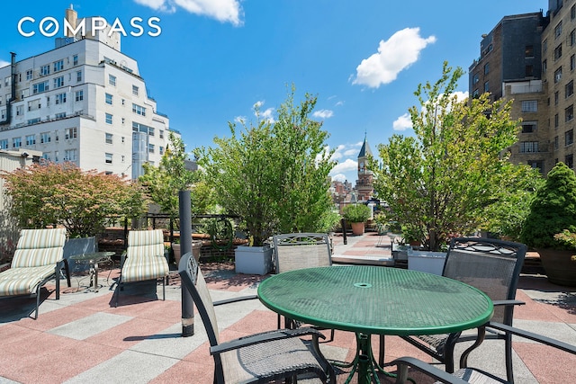 140 W 10th St Bte, Unit Bte, New York City, NY 10014 - view of patio / terrace