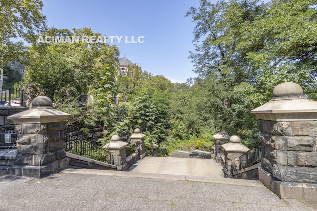 301 W 110th St Unit 6A, New York City, NY 10026 - view of patio / terrace