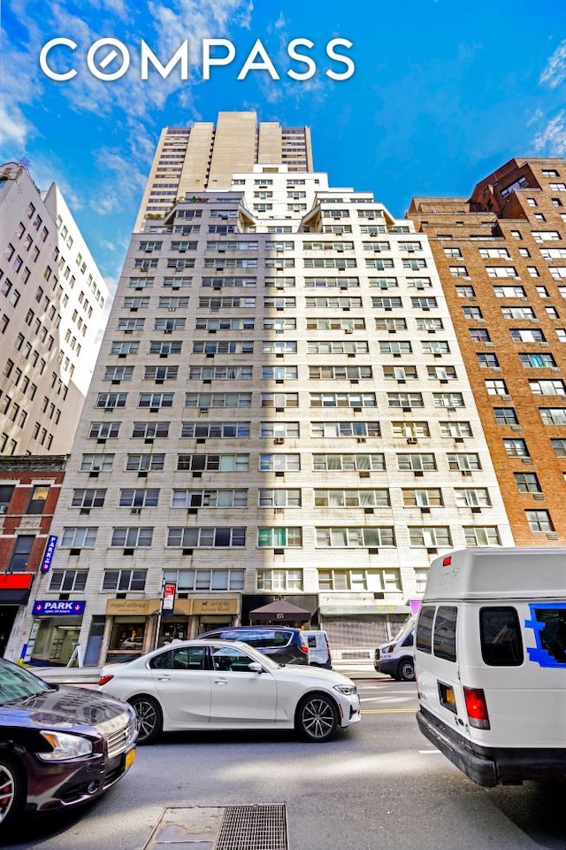 153 E 57th St Unit 17F, New York City, NY 10022 - view of property