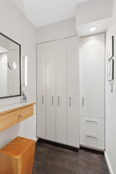 205 E 63rd St Unit 5H, New York City, NY 10065 - view of closet