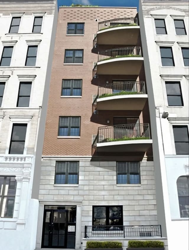 111 W 113th St Unit 4B, New York City, NY 10026 - view of apartment building / complex