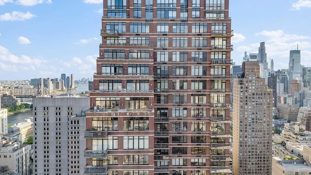 422 E 72nd St Unit 37Ad, New York City, NY 10021 - view of building exterior featuring a city view