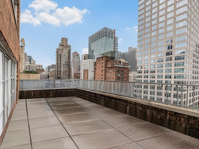 333 E 66th St Unit 12-C, New York City, NY 10065 - surrounding community featuring a skyline view