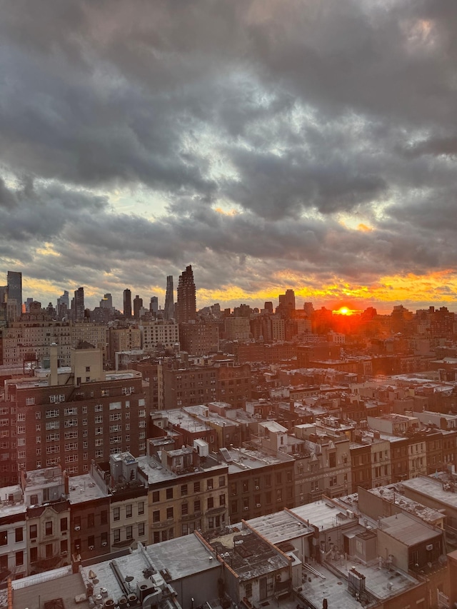 10 W 86th St Unit 15A, New York City, NY 10024 - skyline view