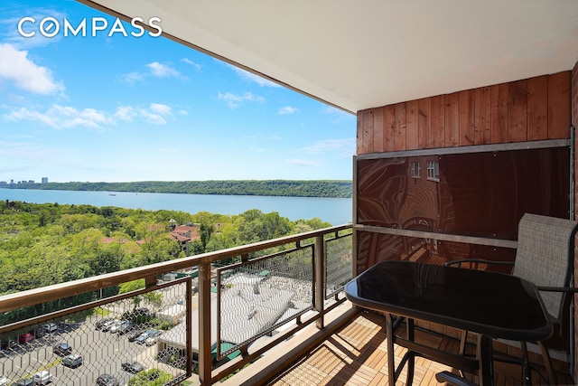 5700 Arlington Ave Unit 16T, New York City, NY 10471 - balcony featuring a water view