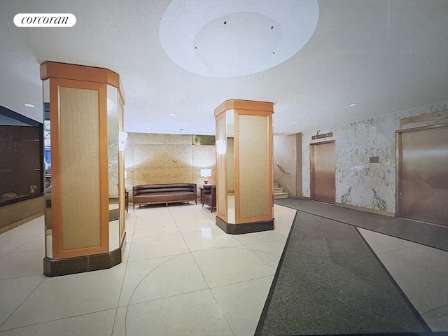 155 E 34th St Unit 8S, New York City, NY 10016 - lobby with stairway