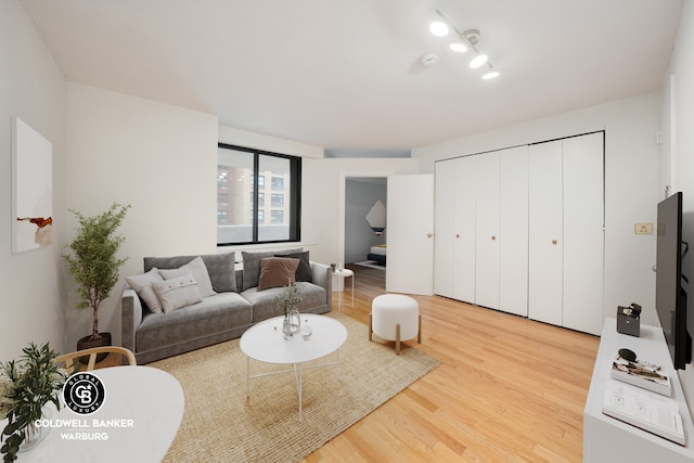 233 E 86th St Unit 4A, New York City, NY 10028 - living area featuring wood finished floors