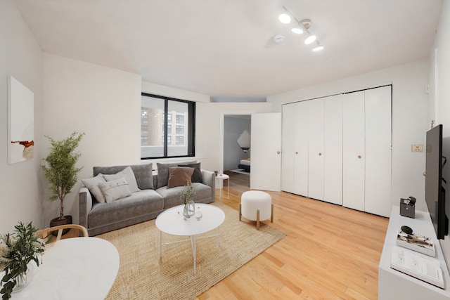 233 E 86th St Unit 4A, New York City, NY 10028 - living area featuring wood finished floors