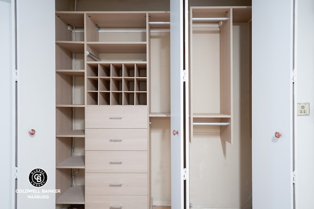 233 E 86th St Unit 4A, New York City, NY 10028 - view of closet
