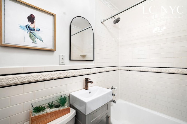 632 W End Ave Unit 2F, New York City, NY 10024 - full bathroom with toilet, bathing tub / shower combination, and vanity