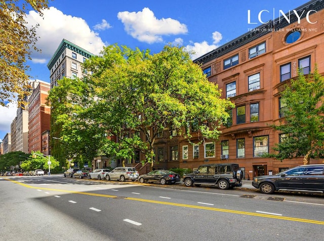 632 W End Ave Unit 2F, New York City, NY 10024 - view of building exterior