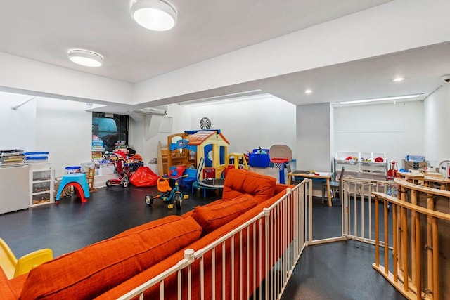 255 W 108th St Unit 2F, New York City, NY 10025 - view of recreation room