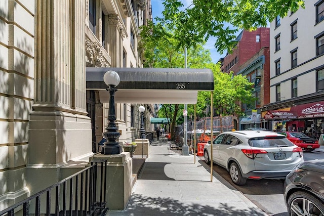 255 W 108th St Unit 2F, New York City, NY 10025 - view of street featuring street lights