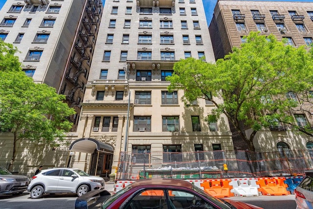 255 W 108th St Unit 2F, New York City, NY 10025 - view of apartment building / complex
