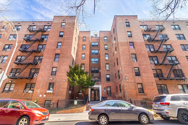69 Bennett Ave Unit 308, New York City, NY 10033 - view of apartment building / complex
