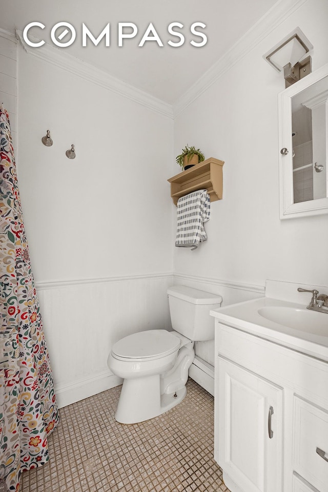 491 12th St Unit 2, New York City, NY 11215 - bathroom with toilet, vanity, crown molding, wainscoting, and a shower with shower curtain