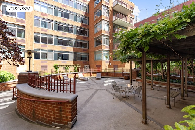 99 Jane St Unit 2J, New York City, NY 10014 - view of patio / terrace
