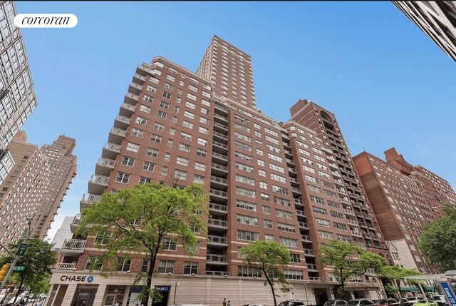 360 E 72nd St Unit C2003, New York City, NY 10021 - view of building exterior with a city view