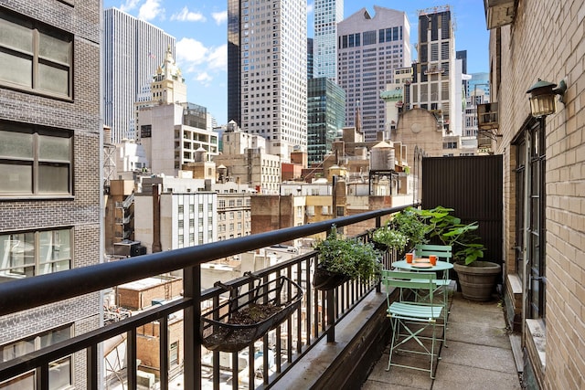 45 W 54th St Unit 11/12A, New York City, NY 10019 - balcony featuring a city view