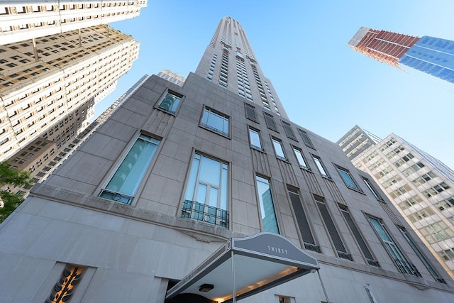30 Park Pl Unit 64B, New York City, NY 10007 - view of building exterior