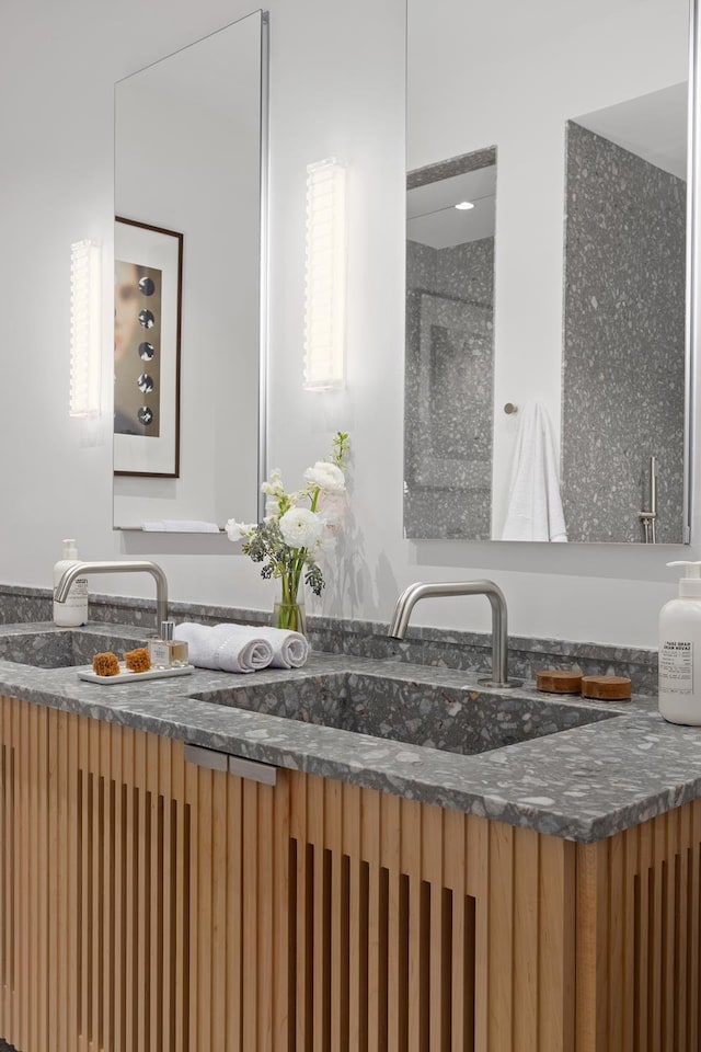 30 Front St Unit 28C, New York City, NY 11201 - full bath with vanity