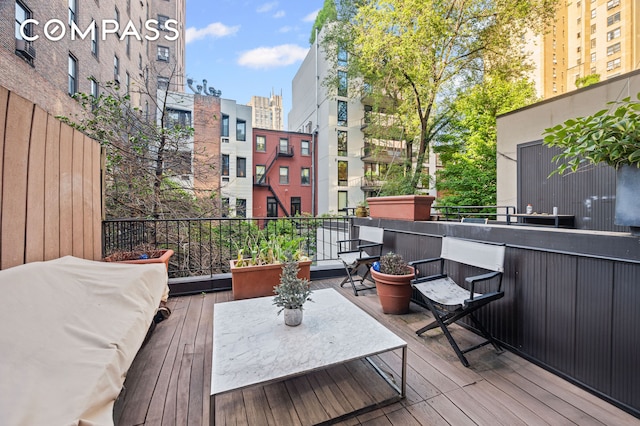 223 W 14th St Unit 1B, New York City, NY 10011 - view of deck