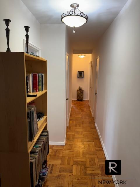 5500 Fieldston Rd Unit 4-Ee, New York City, NY 10471 - hall featuring baseboards