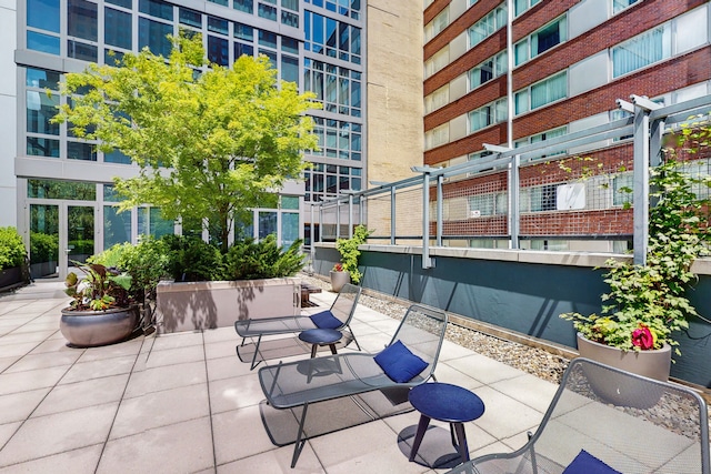 310 W 52nd St Unit 17A, New York City, NY 10019 - view of patio