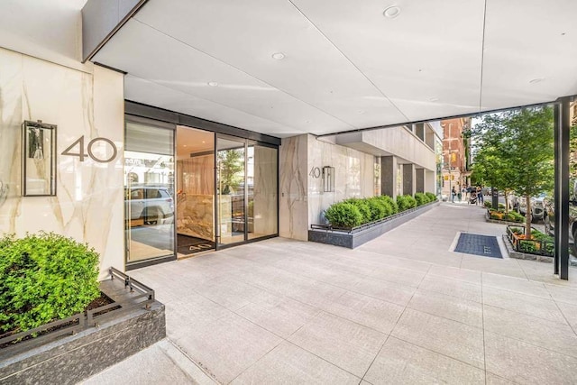 40 E 78th St Unit 6H, New York City, NY 10075 - view of exterior entry