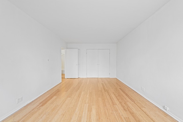 201 E 36th St Unit 14F, New York City, NY 10016 - bonus room featuring wood finished floors and baseboards