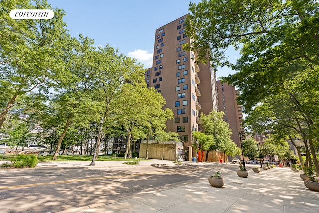 531 Main St Unit 1107, New York City, NY 10044 - view of property