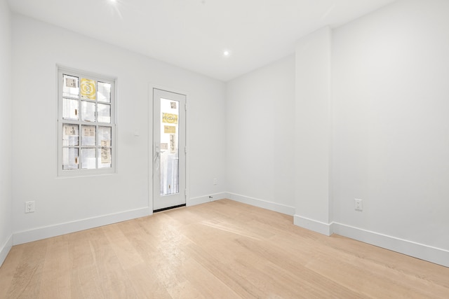 113 W 13th Street Building, New York City, NY 10011 - empty room featuring light wood-style flooring, baseboards, and recessed lighting