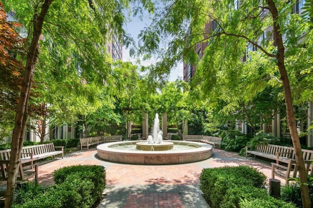 155 W 11th St Unit 14D, New York City, NY 10011 - view of home's community