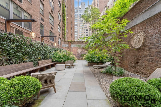 433 E 56th St Unit 6-B, New York City, NY 10022 - view of property's community featuring a patio