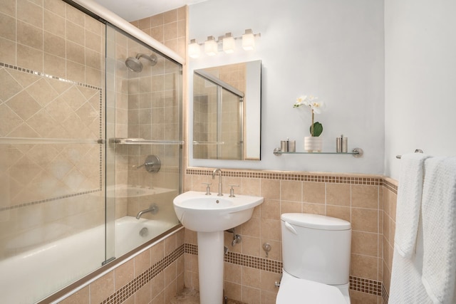 200 W 79th St Unit 9J, New York City, NY 10024 - full bath with tiled shower / bath and tile walls