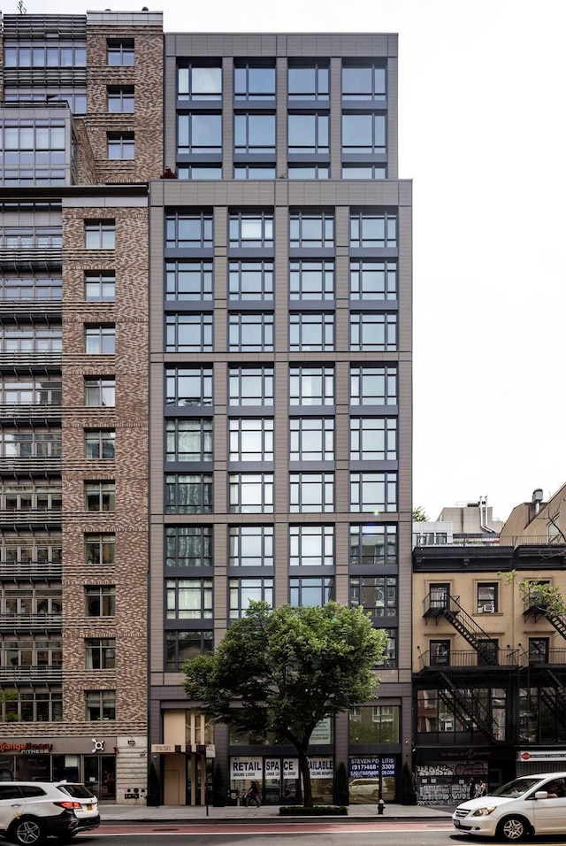 128 W 23rd St Unit 15B, New York City, NY 10011 - view of building exterior