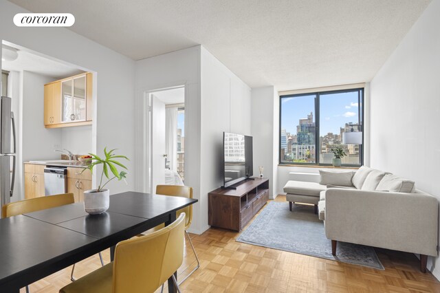 127 E 30th St Unit 11B, New York City, NY 10016 - view of living area