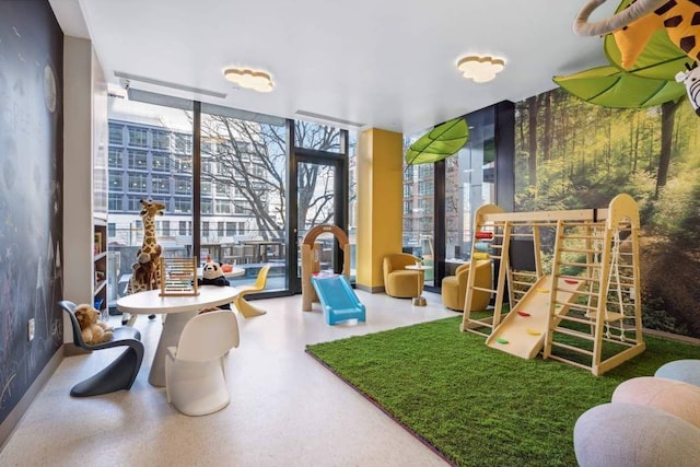 45-30 Pearson St Unit 6F, New York City, NY 11101 - interior space with a wall of windows