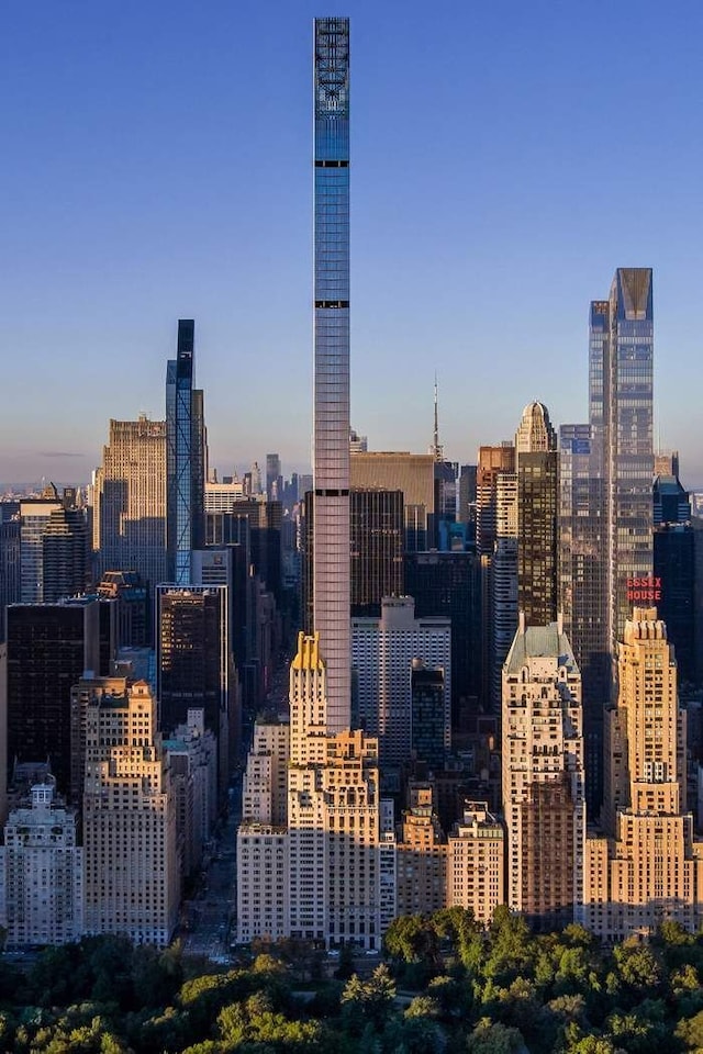 111 W 57th St Unit 57, New York City, NY 10019 - view of city skyline