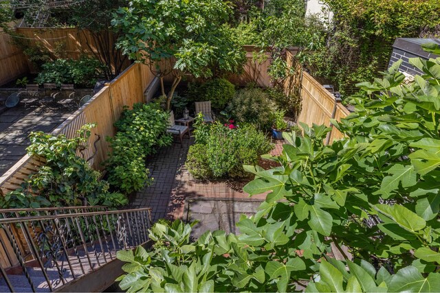 208 Garfield Place, New York City, NY 11215 - view of fenced backyard