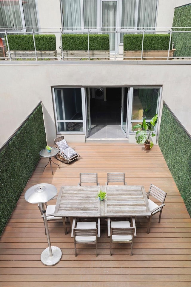 214 N 11th St Unit 1X, New York City, NY 11211 - deck featuring outdoor dining area