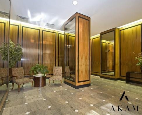300 E 74th St Unit 15-E, New York City, NY 10021 - view of community lobby