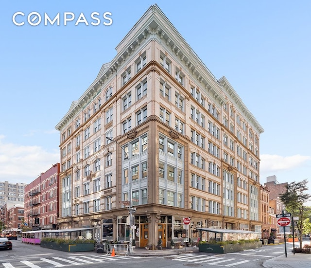 9 Barrow St Unit 3C, New York City, NY 10014 - view of building exterior