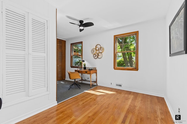 25 Bay St, New York City, NY 10464 - unfurnished office with light wood-style flooring and ceiling fan